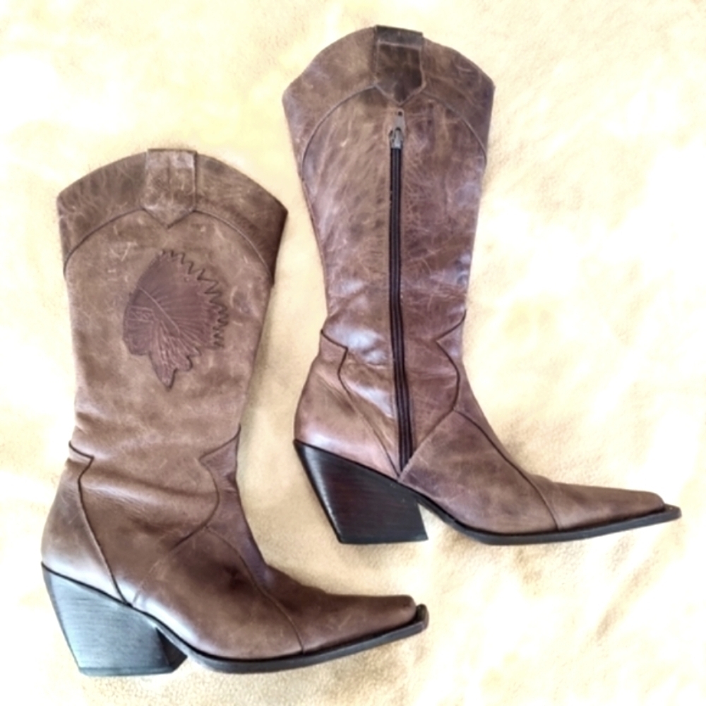 Brown Leather Square Toe Ladies Western Boots Size 7.5 Vintage by Cervato - Picture 3 of 15